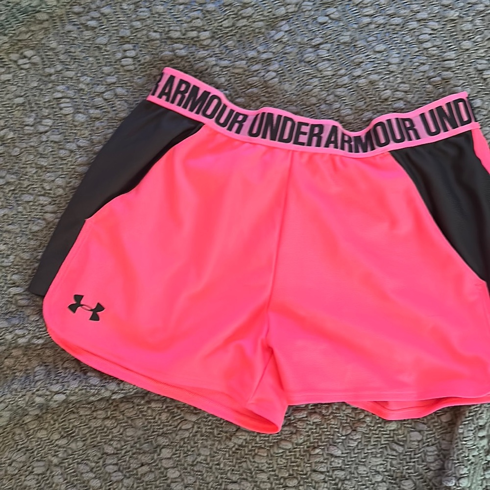 Athletic shorts